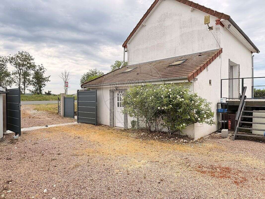 Maison 1 chambre(s) à vendre - photo 2