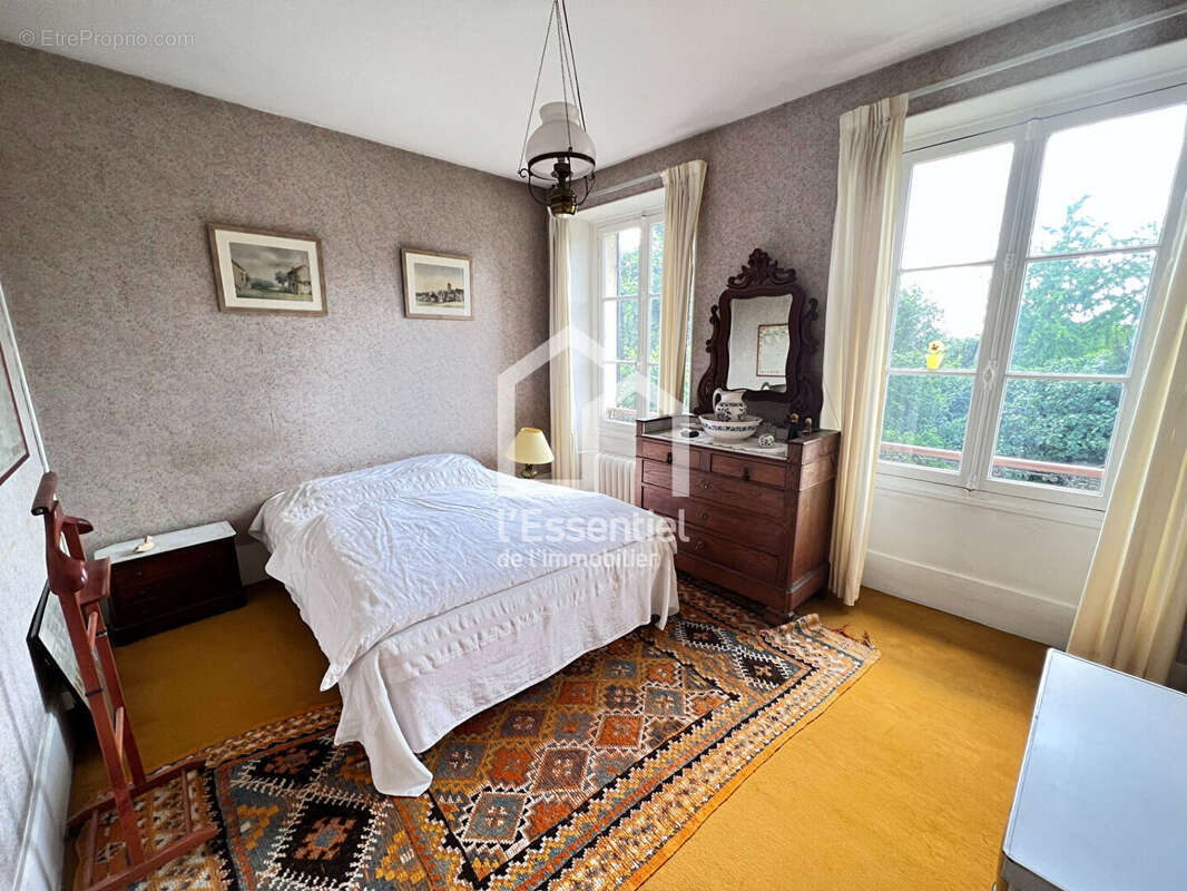 Maison à VERNEUIL-SUR-SEINE