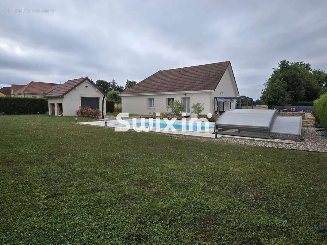 Maison à SAINT-GERMAIN-DU-BOIS