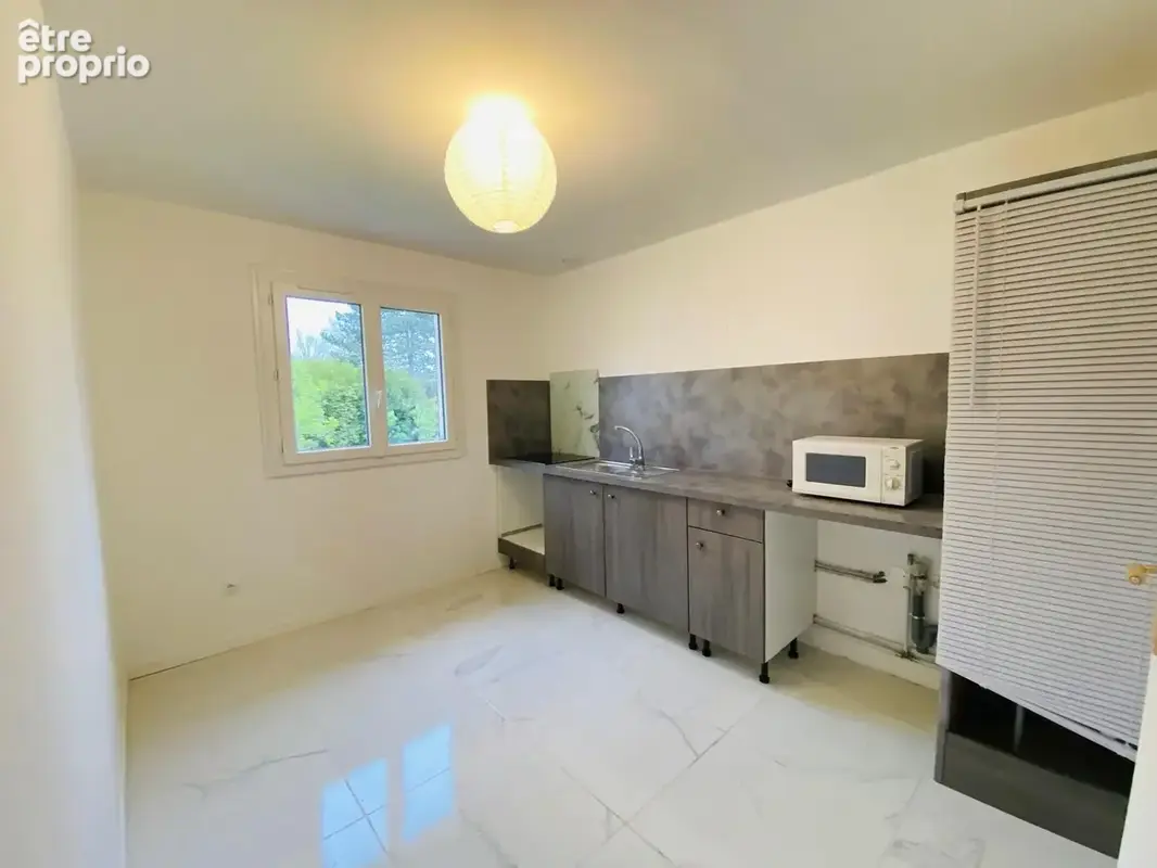 Maison 61 m² à Villeneuve-Sur-Yonne  - photo 5