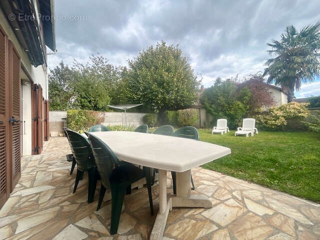 Maison à SAVIGNY-SUR-ORGE