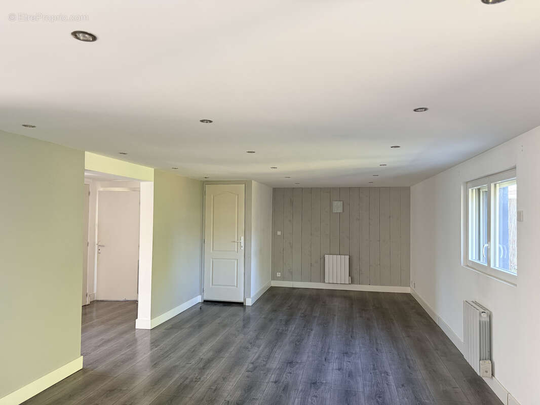 Maison de 120 m2 avec 4 chambres, terrasse et terrain plat de 600 m2 - photo 2