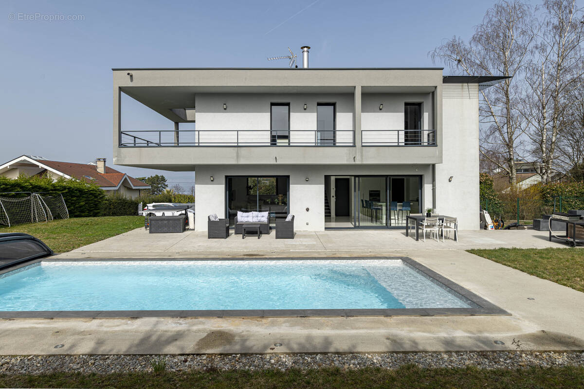 Maison à ANTHY-SUR-LEMAN