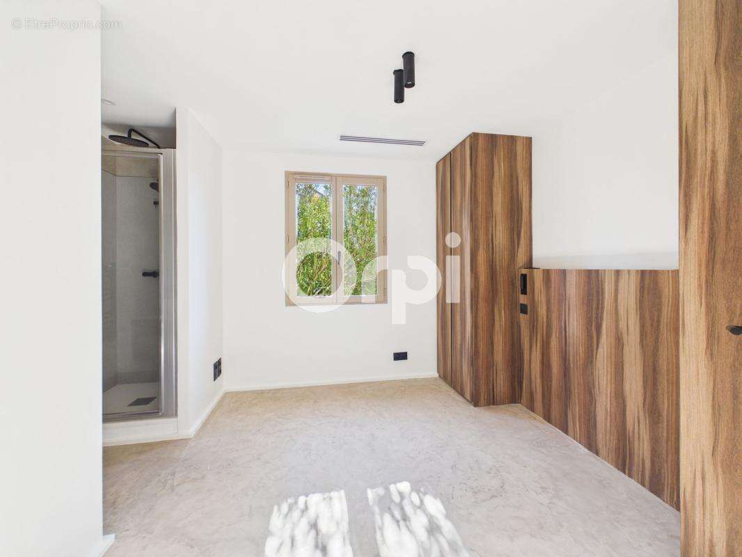 Maison à MANDELIEU-LA-NAPOULE