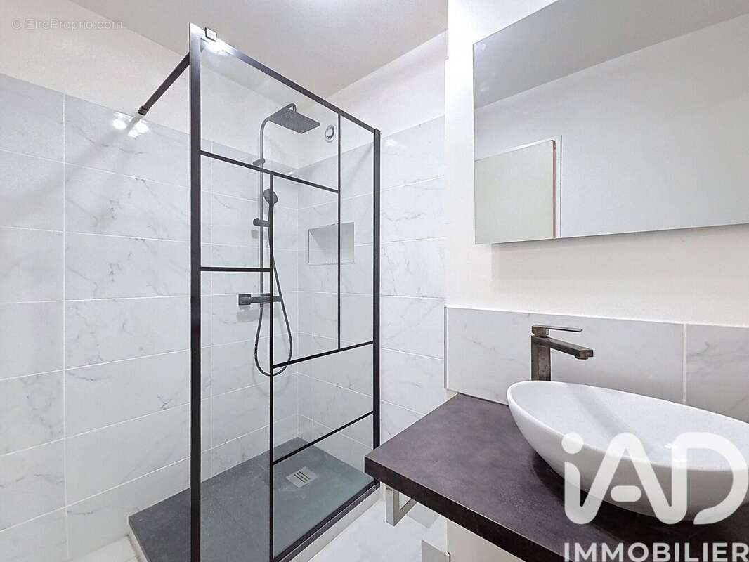 Photo 5 - Appartement à MARSEILLE-4E