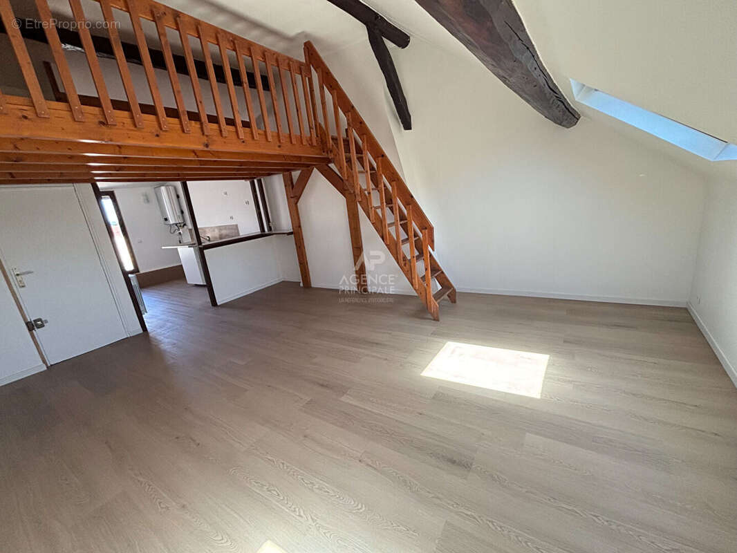 Appartement Saint Ouen L Aumone 1 pièce(s) 34 m2 - photo 2