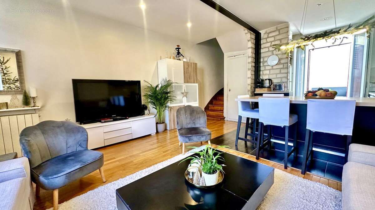 Maison à CHOISY-LE-ROI