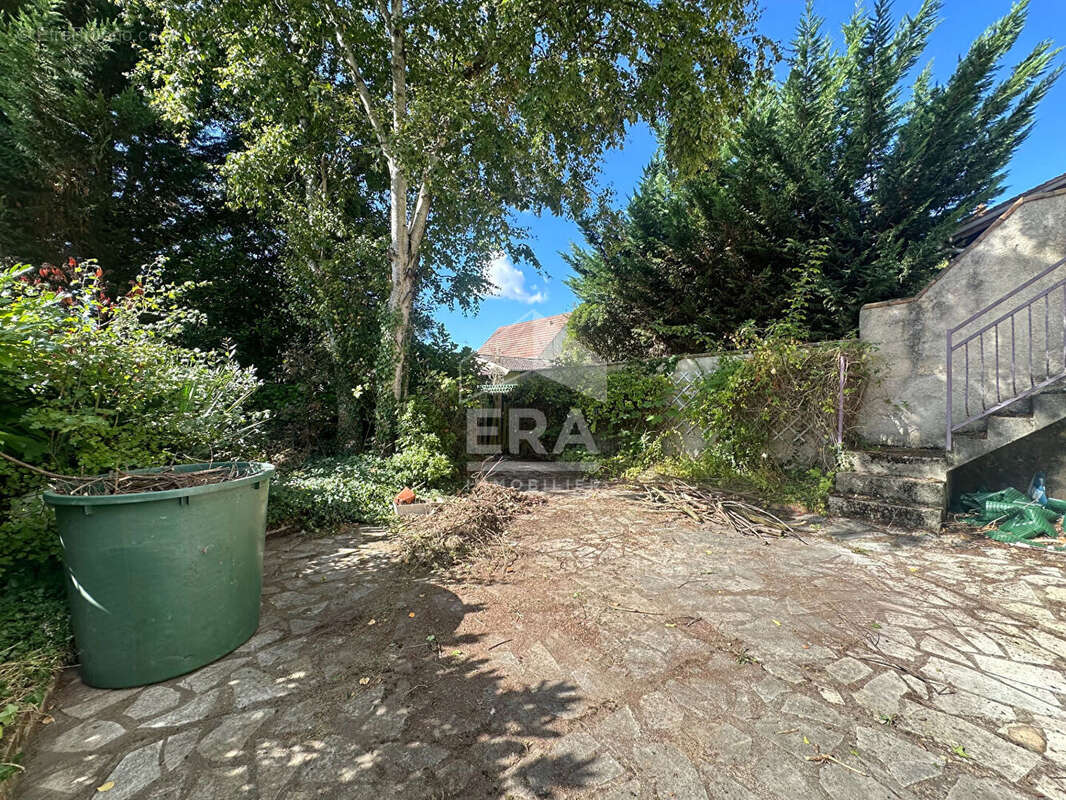 Maison à SARTROUVILLE