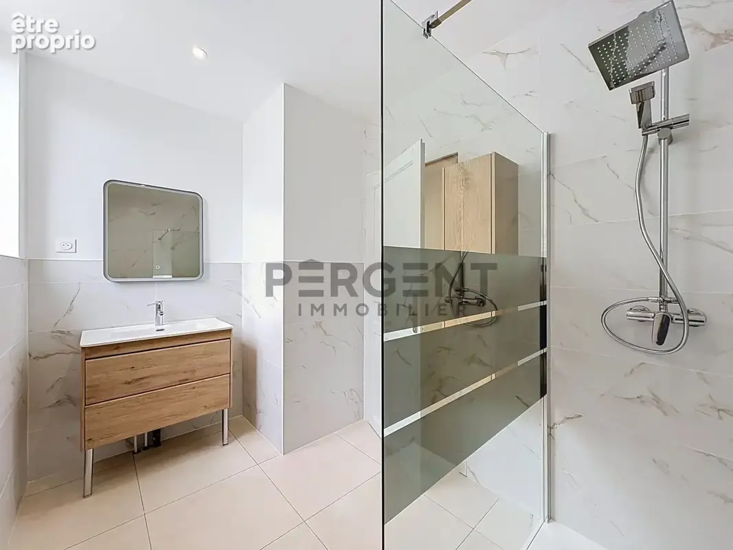 Appartement 68 m² à Charleville-Mezieres  - photo 7