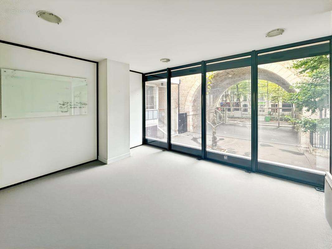 Commerce à PARIS-12E