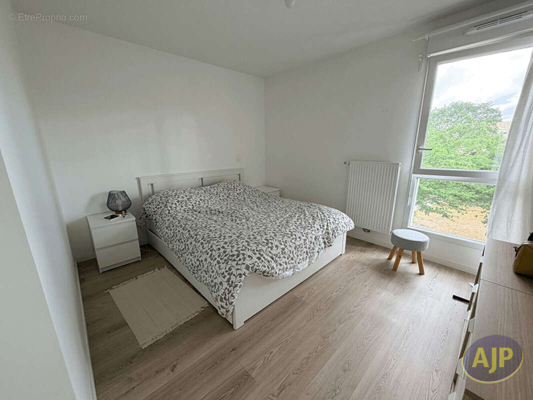 Appartement à SAINT-MEDARD-EN-JALLES