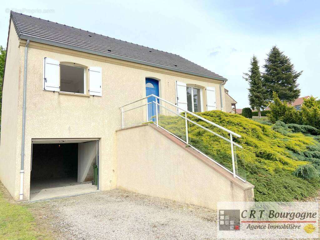 Maison à SAINT-SAUVEUR-EN-PUISAYE