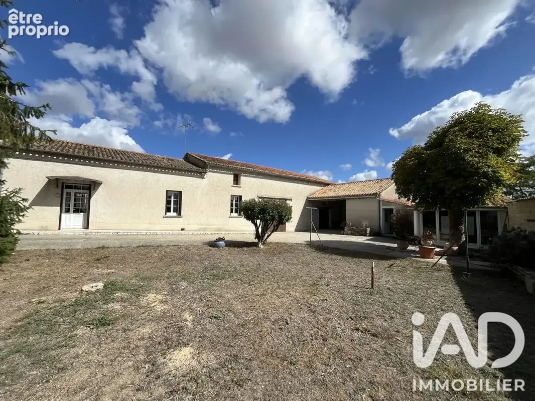 Photo 1 - Maison à JAULDES