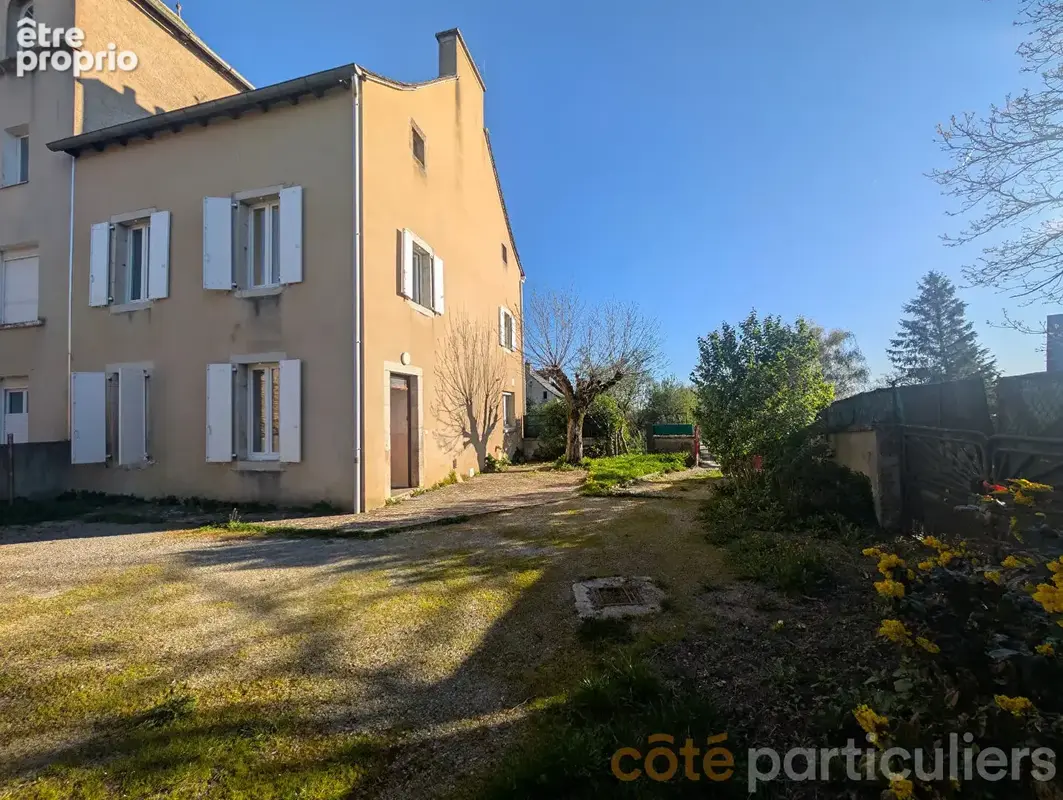 Maison à LUC-LA-PRIMAUBE