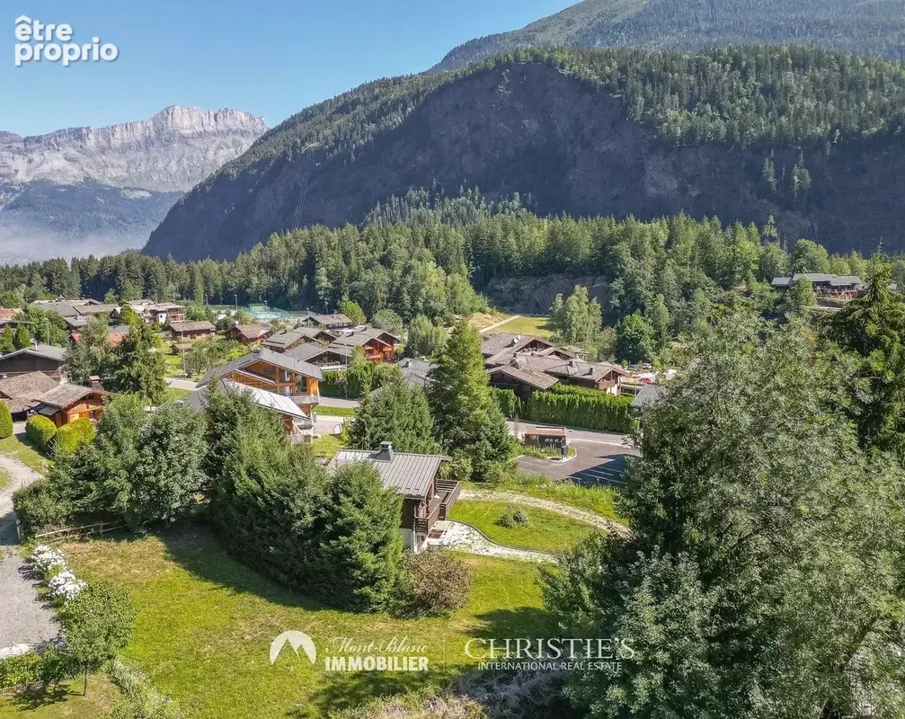 Photo Terrain à Les Houches au prix de 2 000 000€
