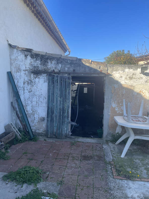 Maison à LE CASTELLET