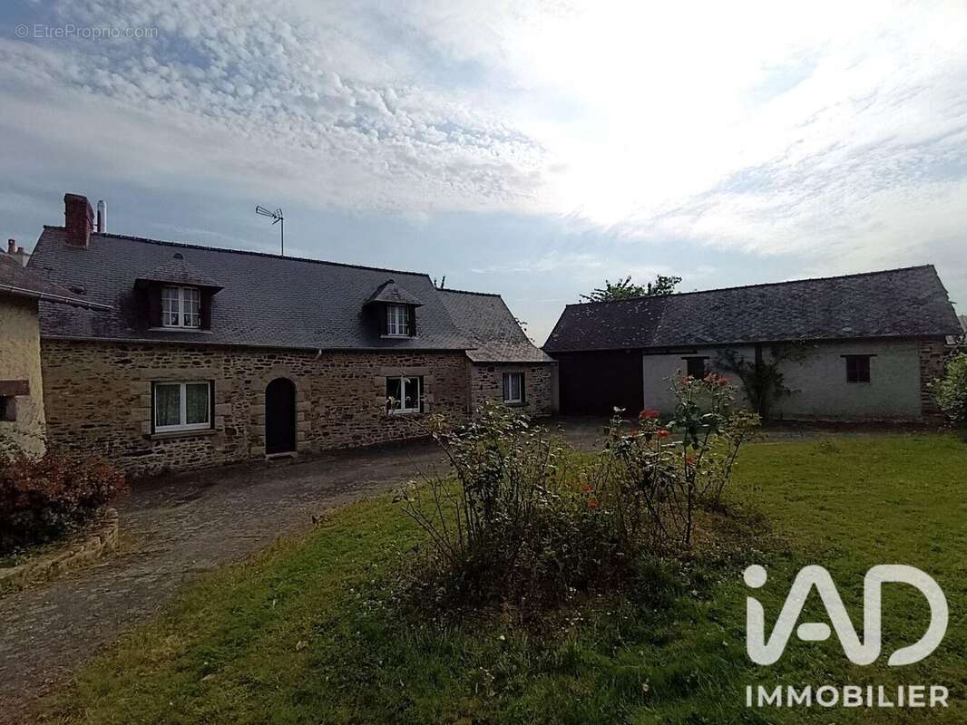 Maison 112 m² à Retiers  - photo 2