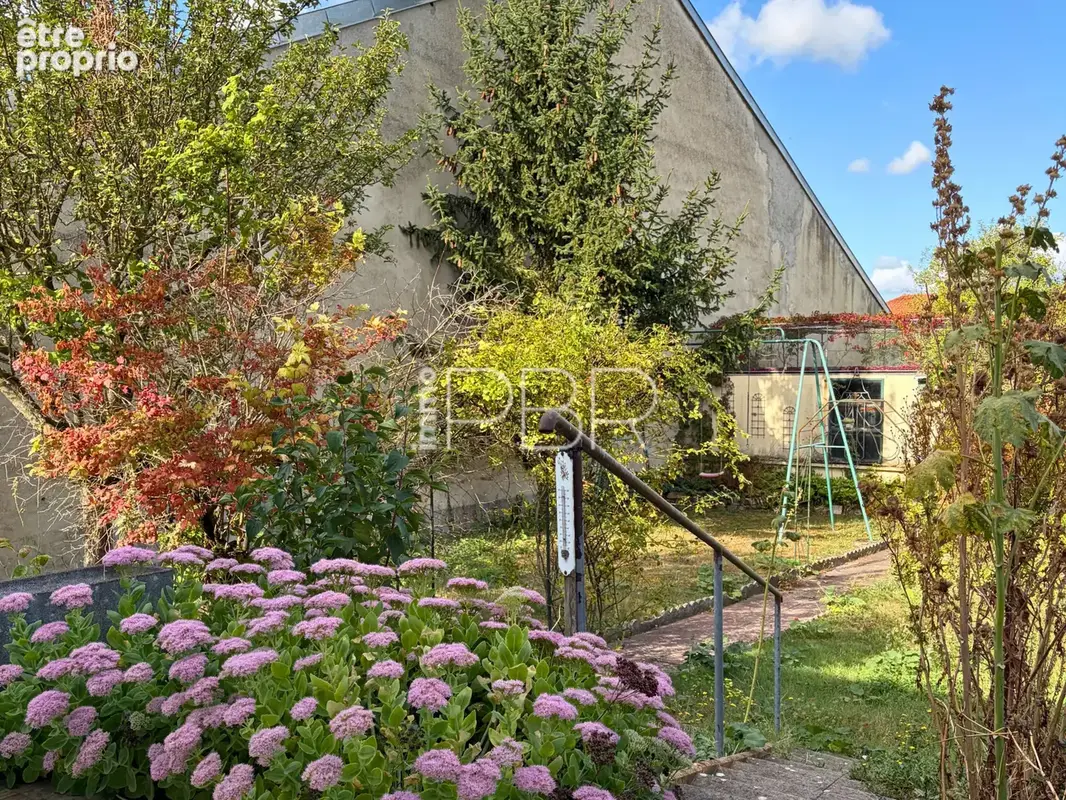 Maison T6 avec garage - photo 2