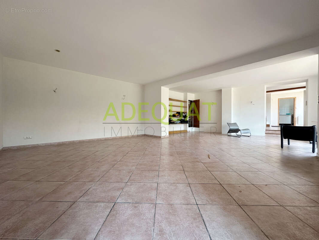 Maison à BOURGOIN-JALLIEU