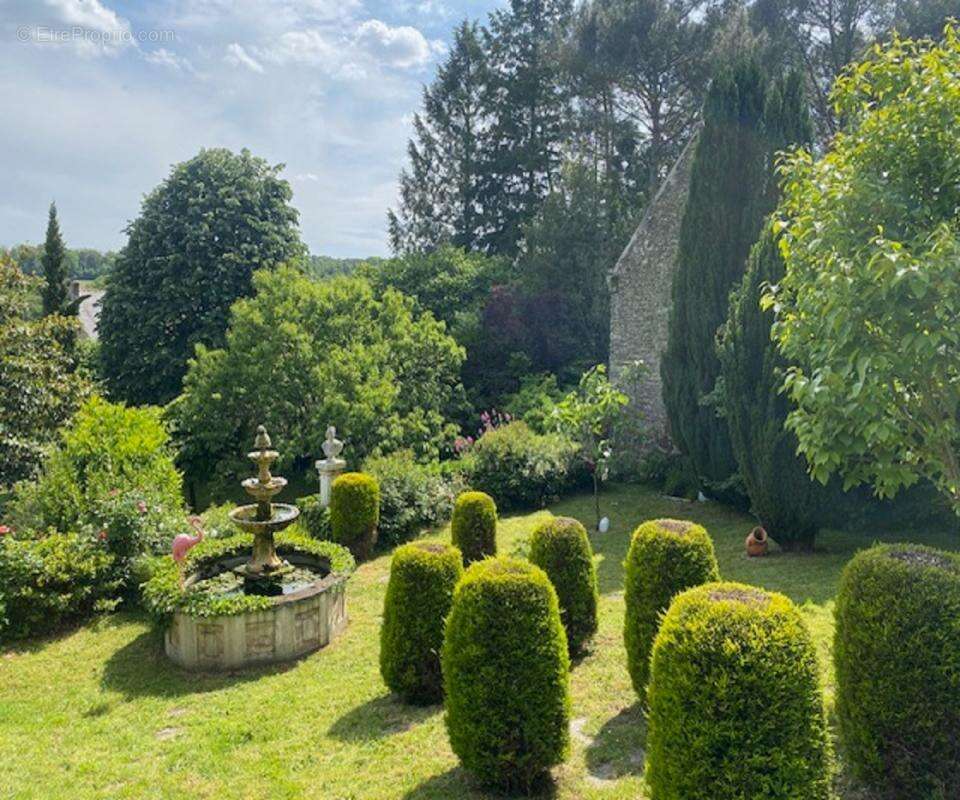 Maison à ROCHEFORT-EN-TERRE