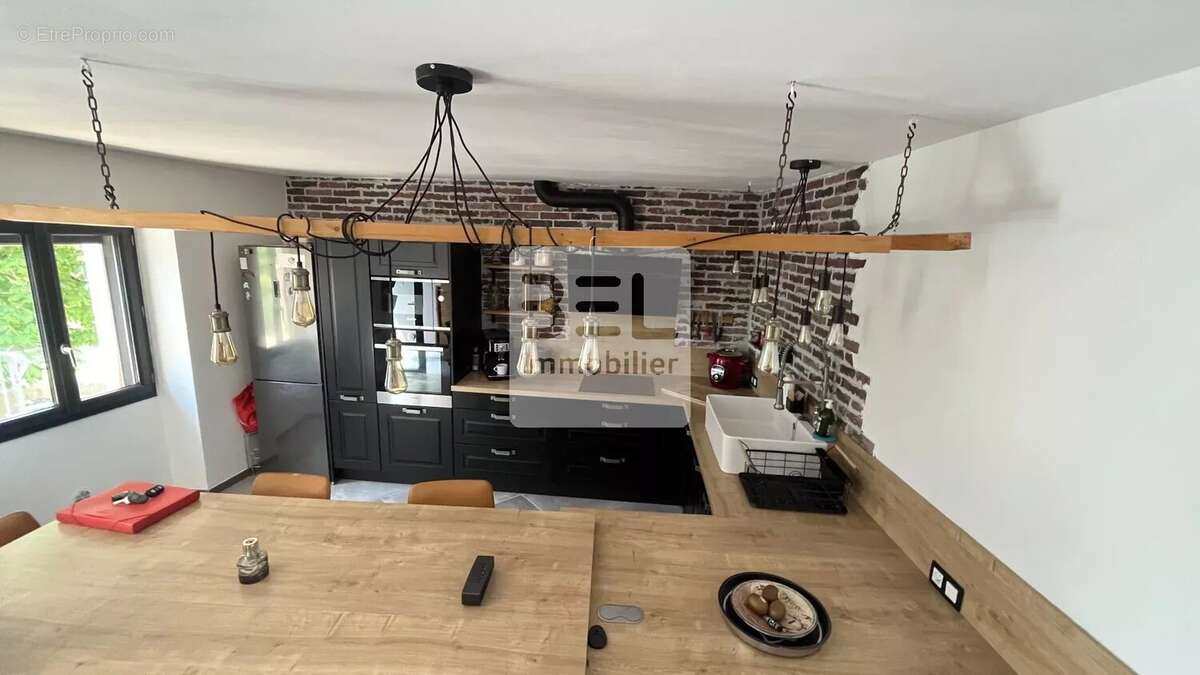 Maison à SUZE-LA-ROUSSE