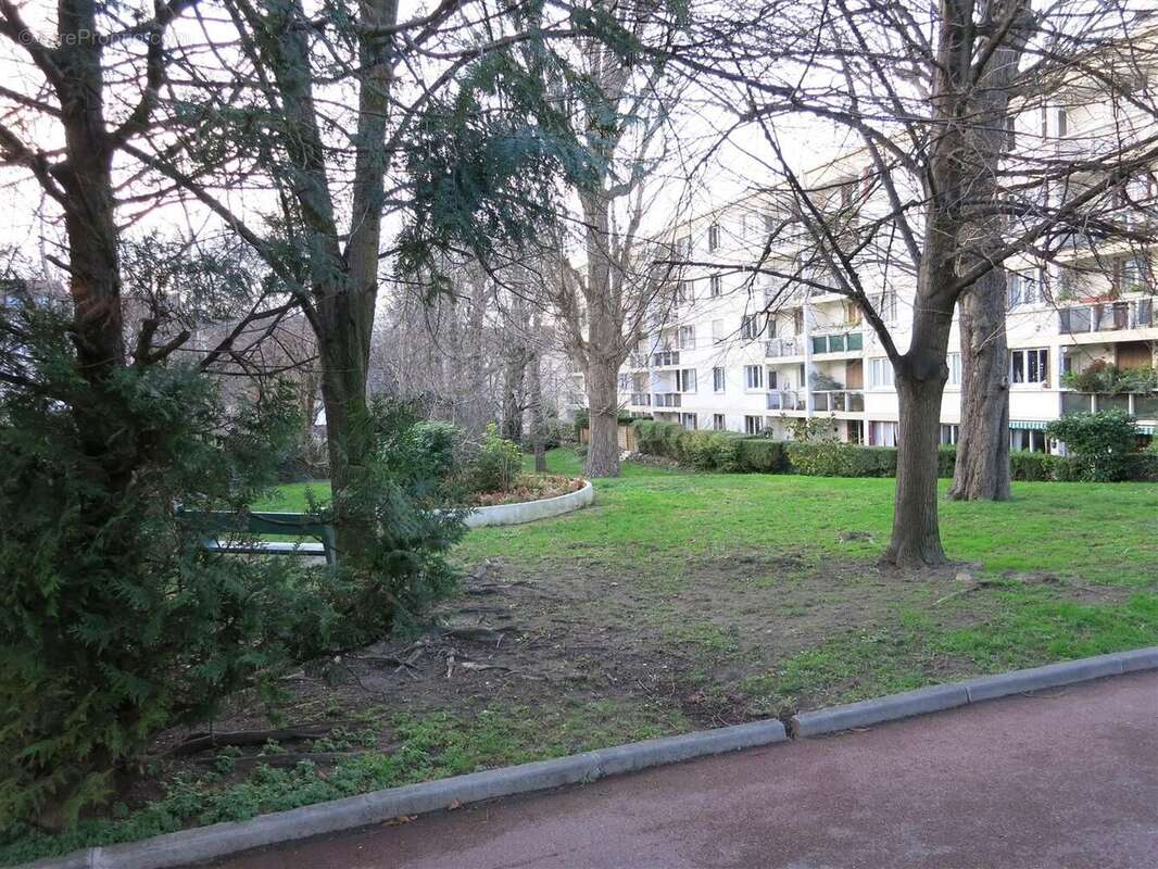Appartement à RUEIL-MALMAISON
