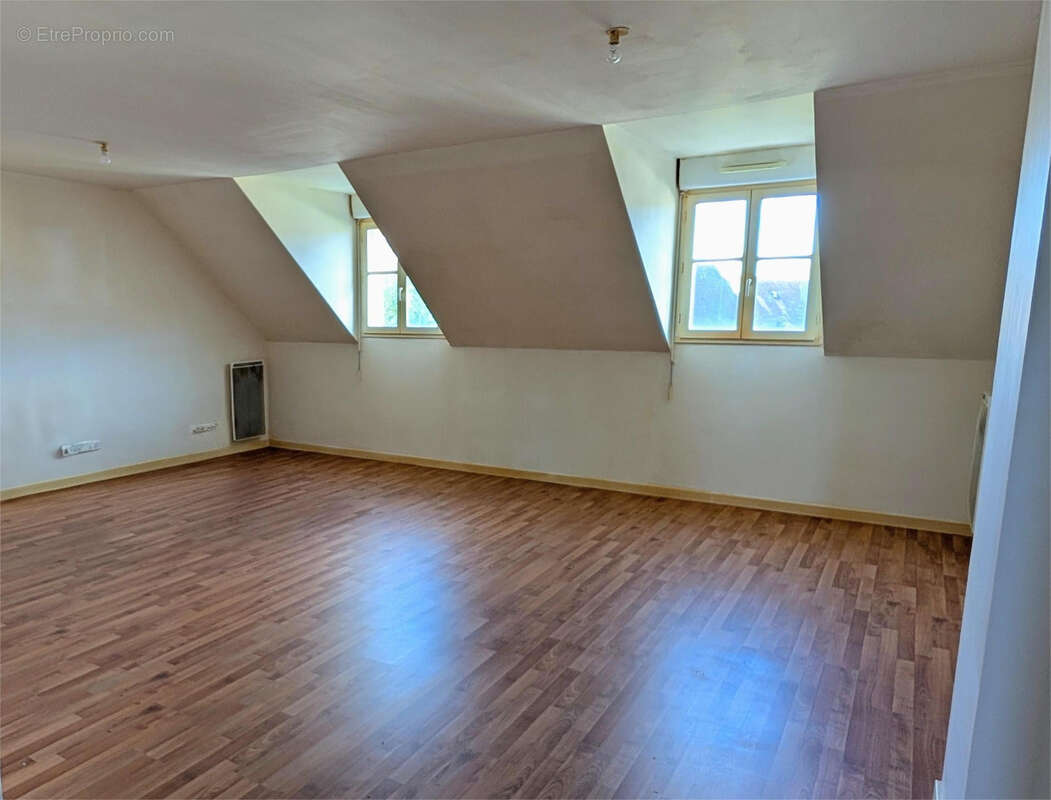 Appartement à HOUDAN