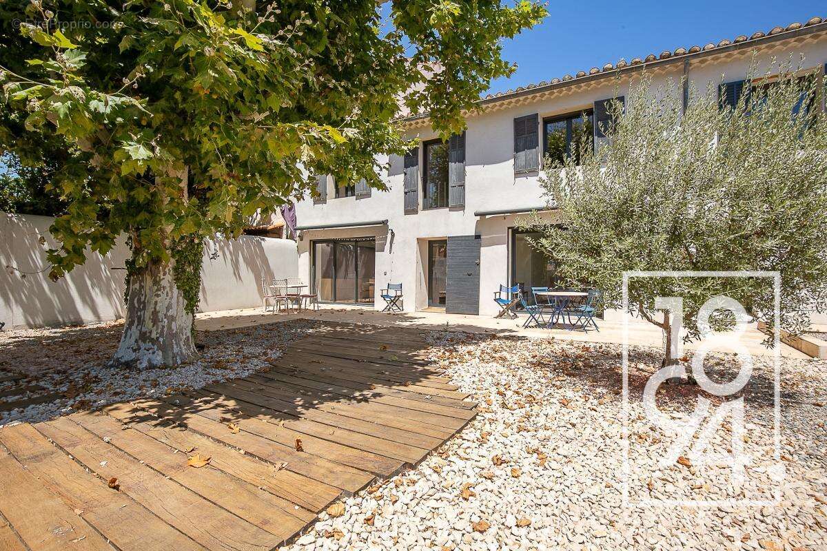 Maison à MARSEILLE-13E