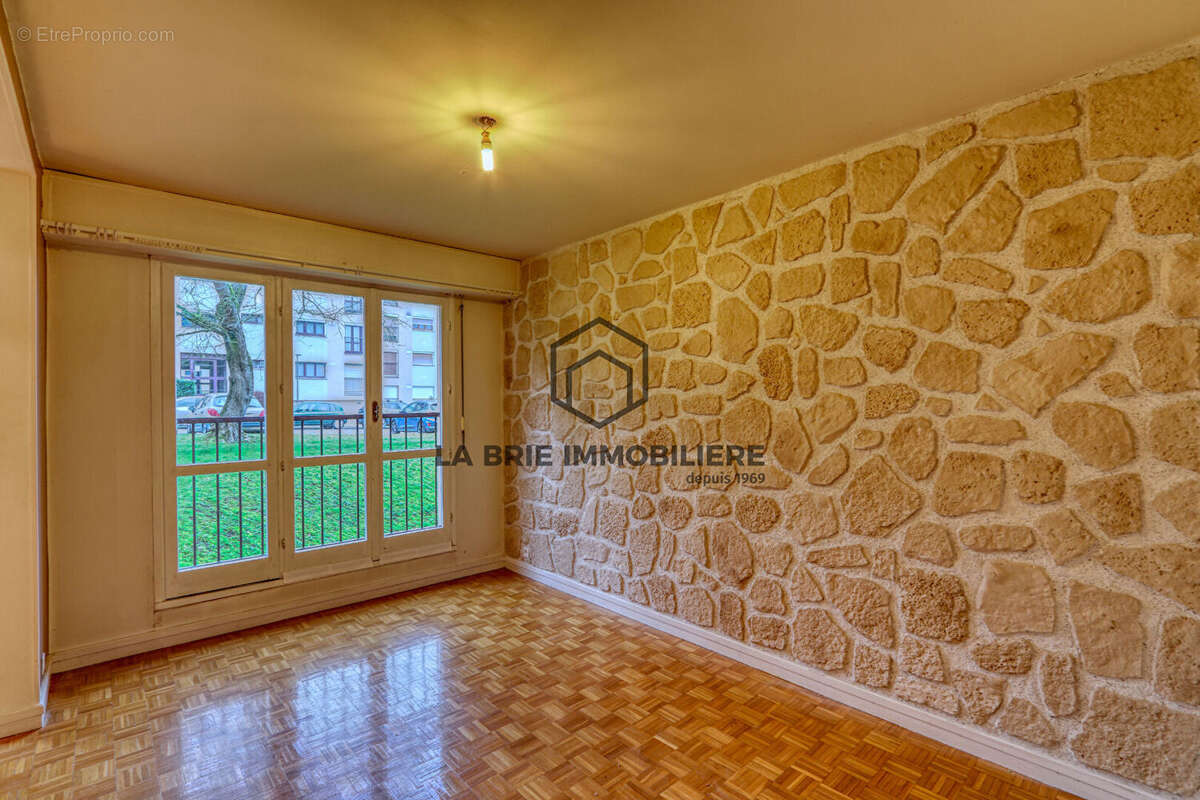 Appartement à VILLECRESNES