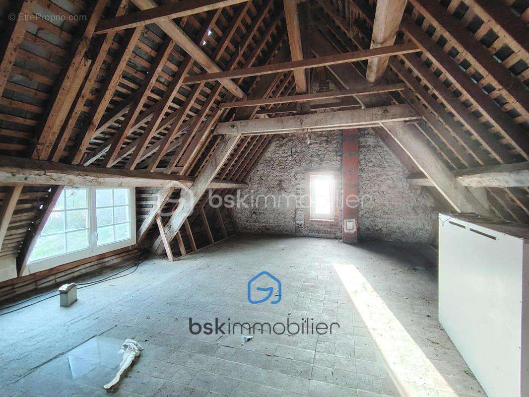 Maison à GRANDVILLIERS