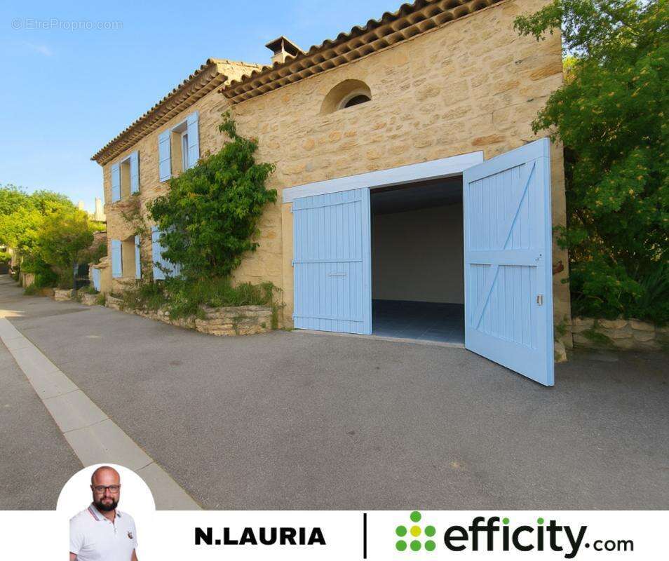 Maison à PEYPIN-D&#039;AIGUES