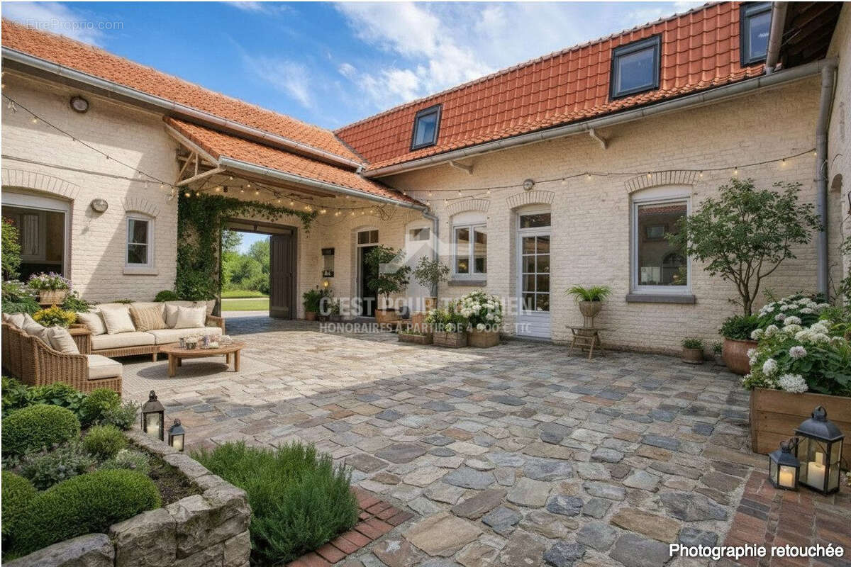 Maison à ENNETIERES-EN-WEPPES