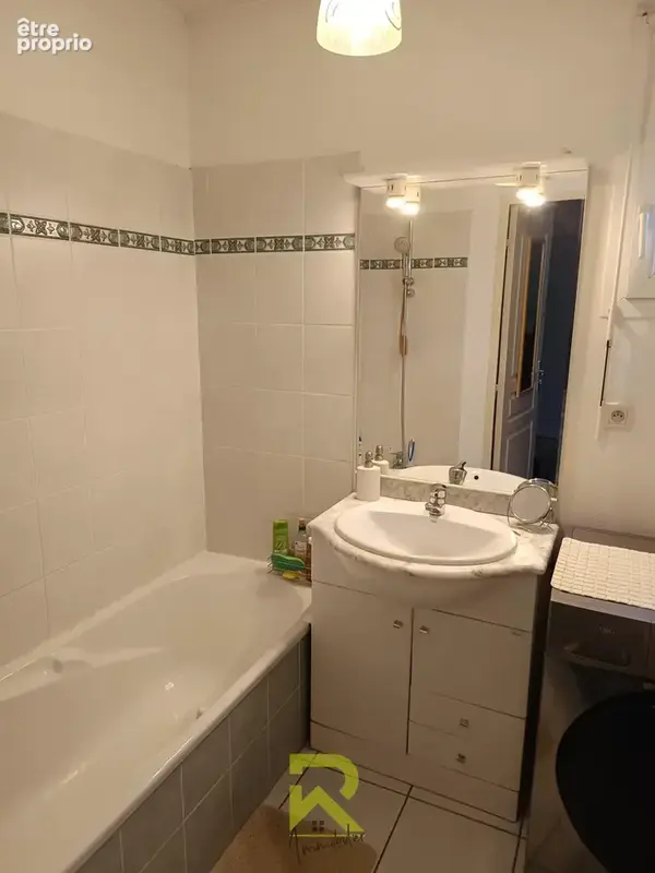 Appartement T3 en résidence sécurisée avec terrasse et place de parking  quartier Jean Moulin - photo 13