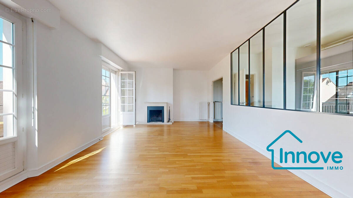 Appartement à NOISY-LE-ROI