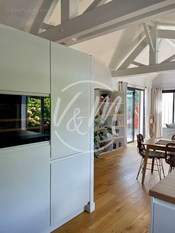 Maison 113 m² à Ares  - photo 4