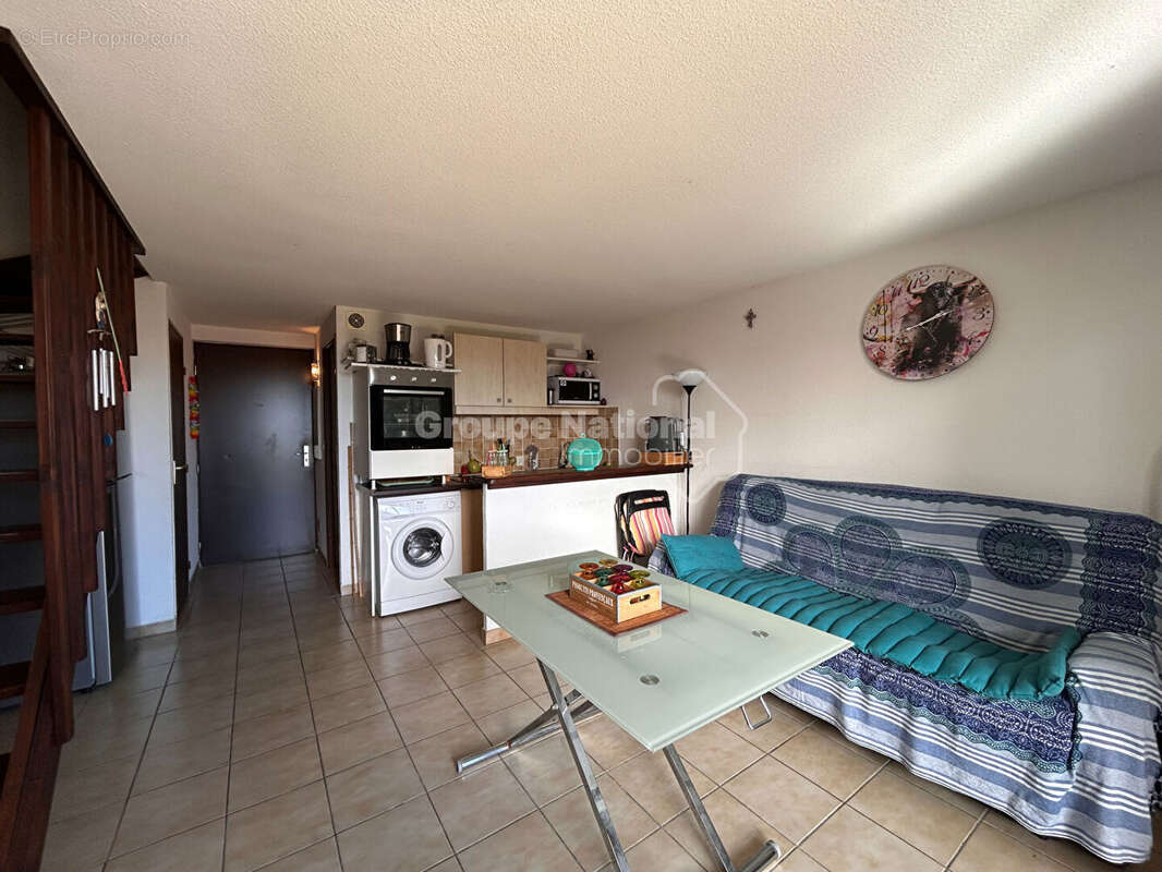 Appartement au 1er étage dans résidence avec piscine de 41.41 m² Loi carrez. - photo 3