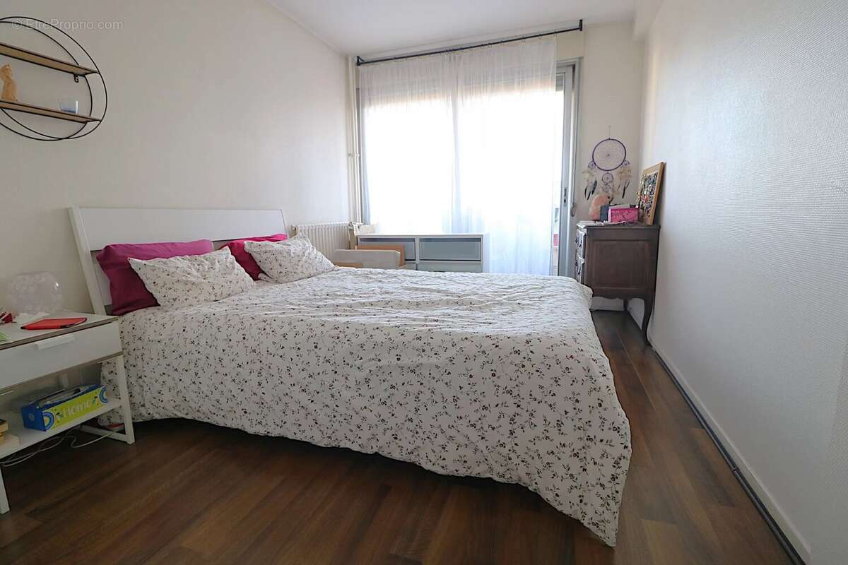 Appartement à OULLINS