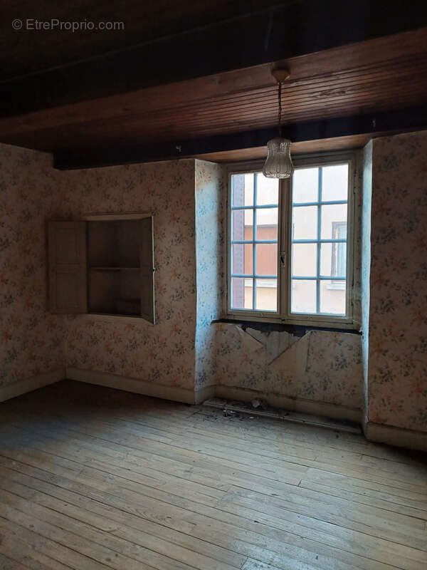Maison à COURPIERE