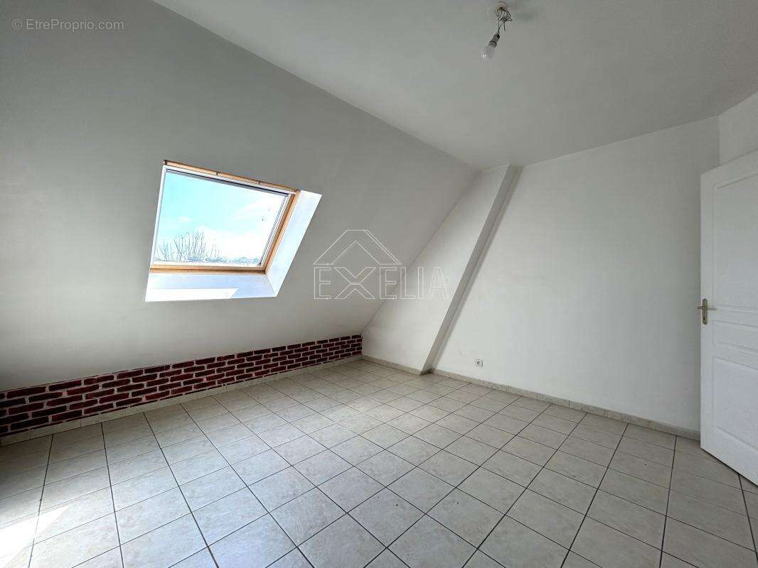 Maison récente 7 pièces 150 m² avec double garage, dépendance, box à chevaux et grand jardin de 1685 m² à Villegats - photo 22