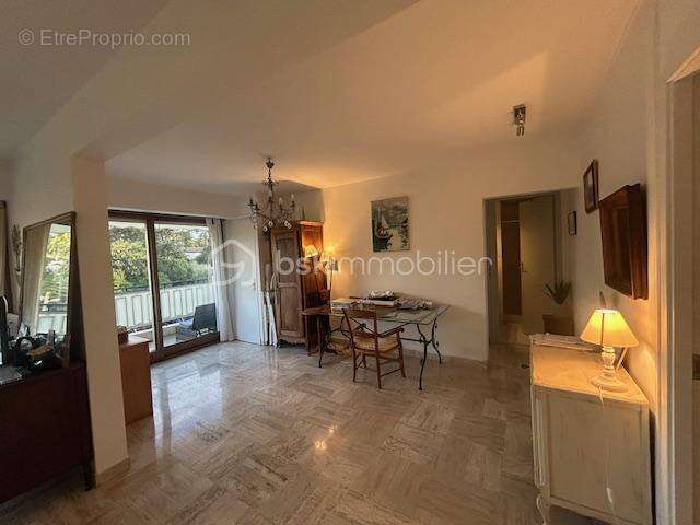 Appartement de type F3/F4 Cannes de plus de 78 m2 - photo 3