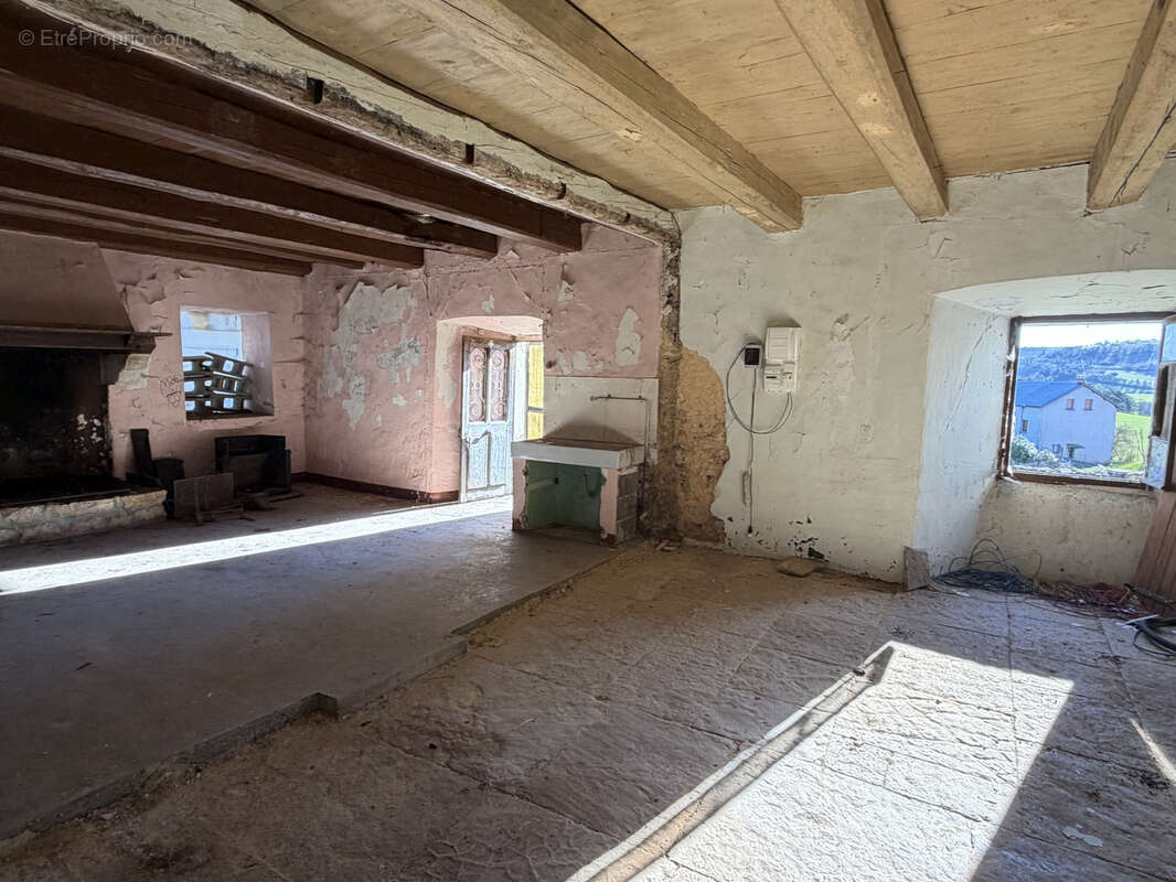 Maison à LE MASSEGROS