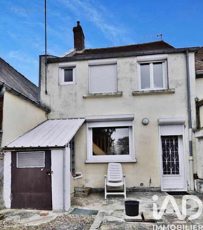 Photo 2 - Maison à MAIGNELAY-MONTIGNY