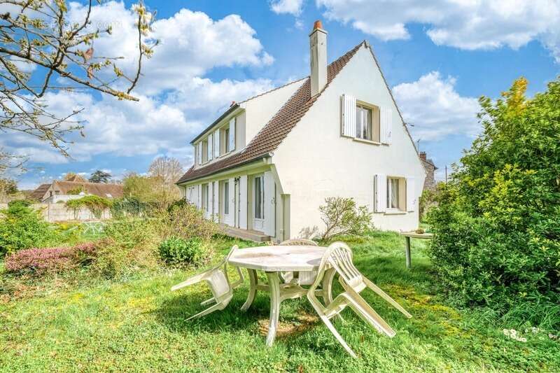 Maison à GERMIGNY-L'EVEQUE
