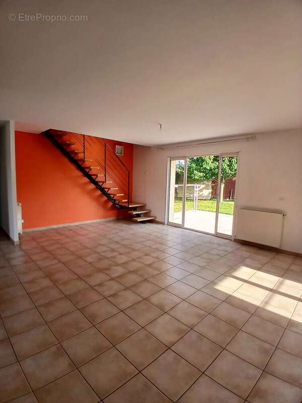 Maison 159 m² à Lescar - photo 4
