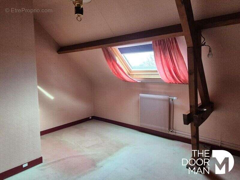 Maison à LE PERRAY-EN-YVELINES