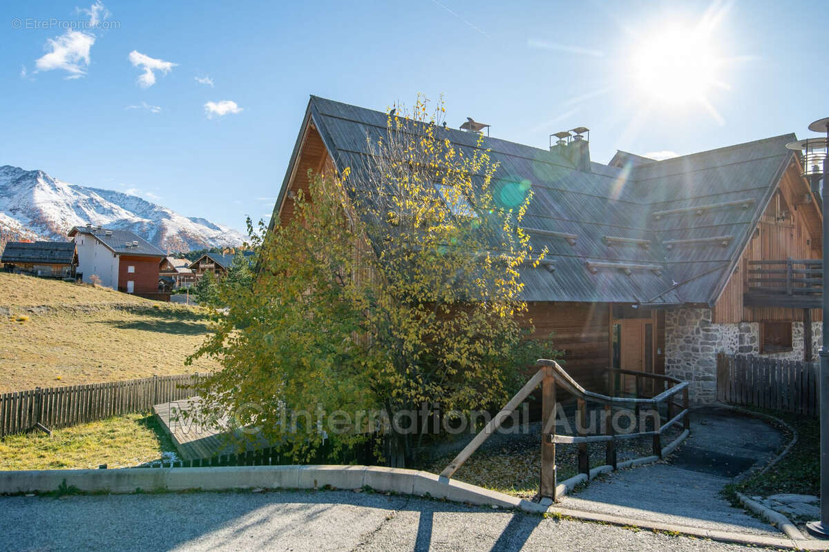 Appartement à SAINT-ETIENNE-DE-TINEE