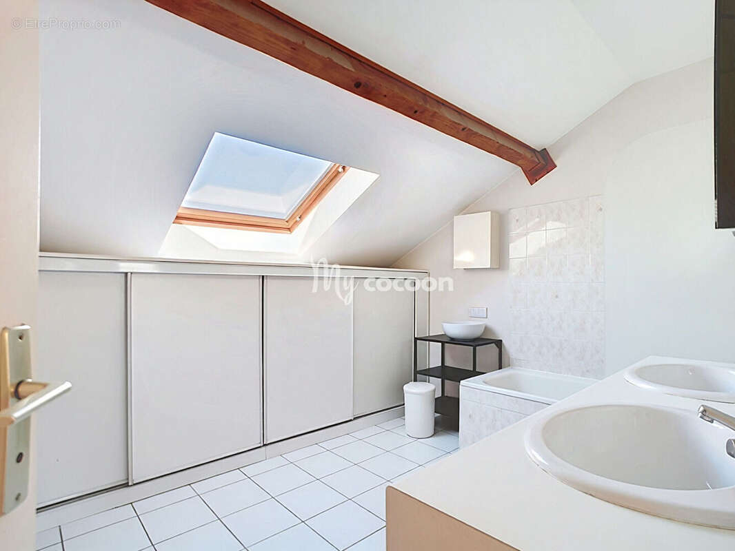 Appartement à LYON-7E