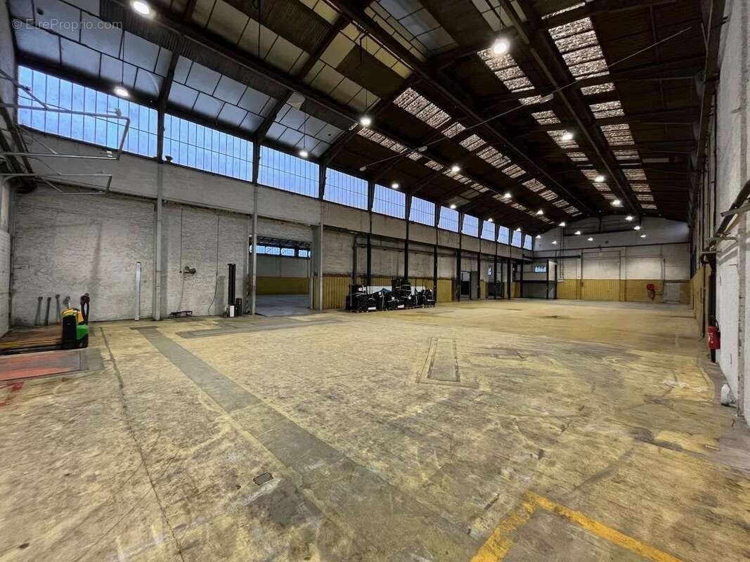 Commerce à VENISSIEUX