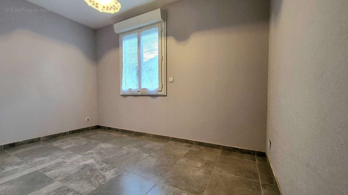 Maison à SAINT-ANDRE-DE-CUBZAC