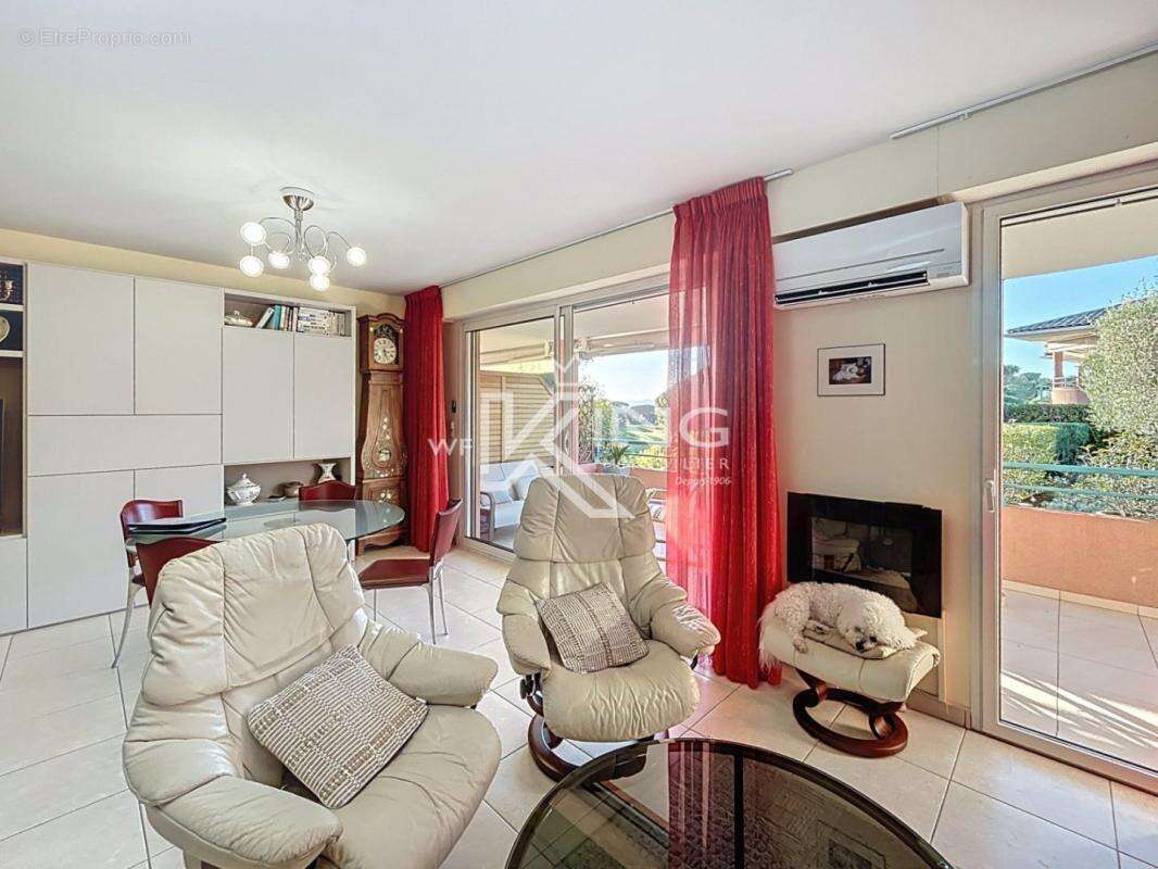 Appartement à SAINT-RAPHAEL